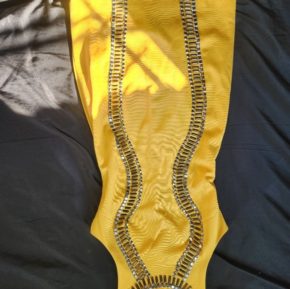 Bebé bodycon dress - Picture 6 of 15